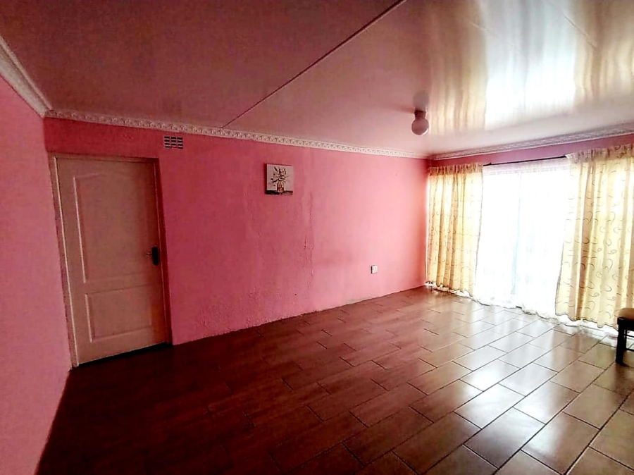 3 Bedroom Property for Sale in Amalinda Eastern Cape